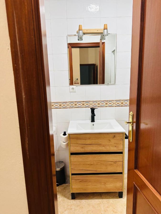 Apartamento Acogedor Y Moderno En Pleno Centro De Sevilla Con Parking Gratis Bagian luar foto