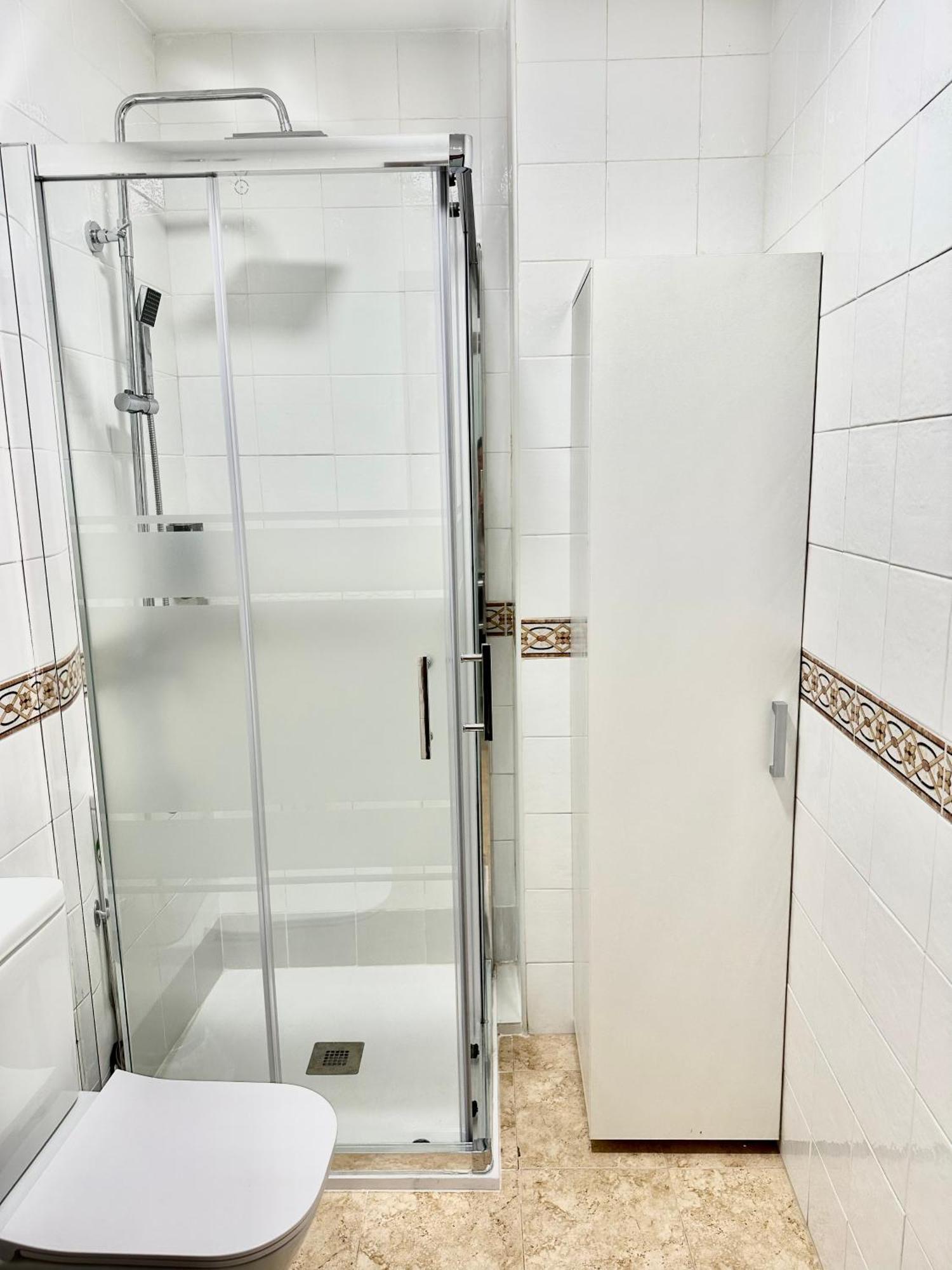 Apartamento Acogedor Y Moderno En Pleno Centro De Sevilla Con Parking Gratis Bagian luar foto